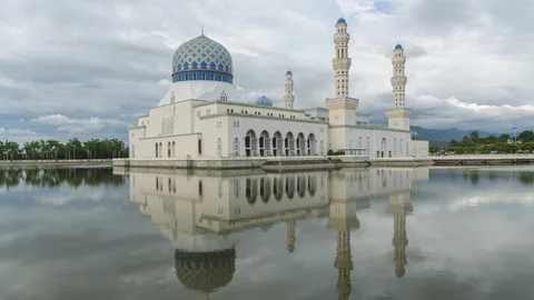 Timelapse during sunset of Beautiful Mosque  Video stock 117603804