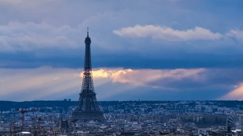 Timelapse of the eiffel tower sunset with sun rays Stock Footage 88374799