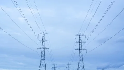 Timelapse of electricity pylons Video stock 104162594