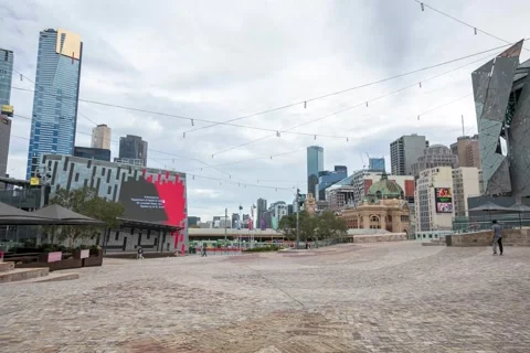 Timelapse of Empty Federation City Square During Coronavirus Shutdown Video stock 130171834