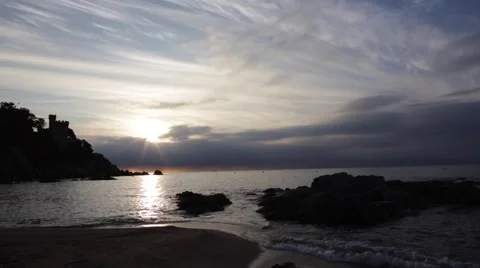 Timelapse en la playa de Lloret de Mar al amanecer. 動画素材 41454194