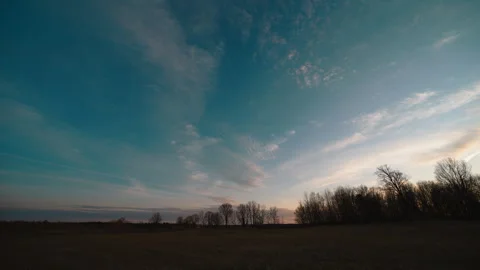 Timelapse end of day clouds blue hour countryside Vídeo Stock 289777788