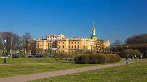 Timelapse of Engineer's Castle (Mikhailovsky Castle or St. Michael's Castle 스톡 동영상 110688207