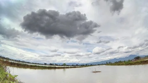 Timelapse of epic cloud movement Stock-Footage 70320243