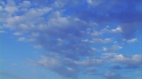 Timelapse, fast-moving clouds. Video stock 35091923