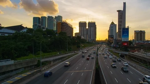 Timelapse of Federal Highway, Malaysia and skyline view during day to night.  Stock Footage