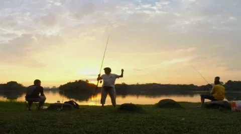Timelapse Fishing During Sunset Video stock 44901257
