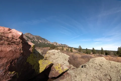 Timelapse of Flatirons in Boulder, Colorado Видео 87054212