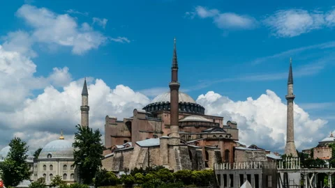 Timelapse of the floating clouds and the Hagia Sophia mosque,Istanbul, Turkey Stock Footage 115700843
