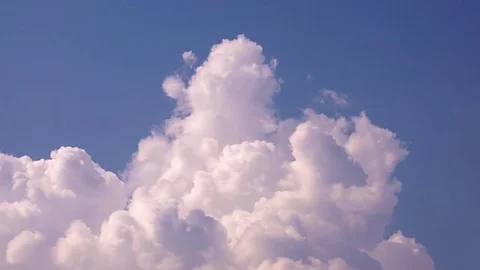 Timelapse fluffy clouds 03 Stock Footage 84372372