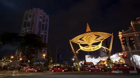 Timelapse footage of the main gate of Pasar Seni in Kuala Lumpur. Stock Footage 87495340