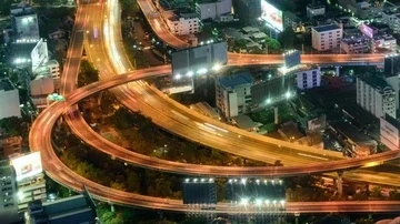 Timelapse of freeway flyover Video stock 85971016