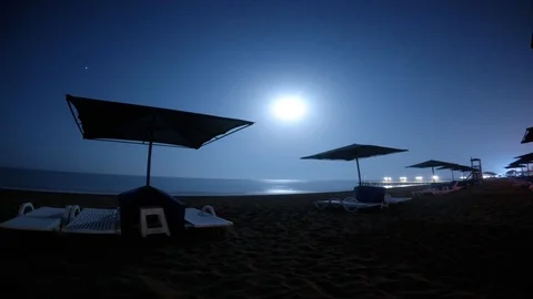 Timelapse Full Moon On Beach Video stock 92505453