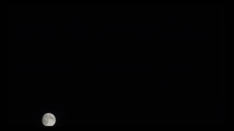 Timelapse of full moon with clear sky Video stock 41551856