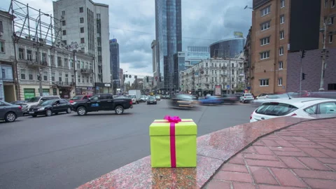 Timelapse gift box Stock Footage 231001833