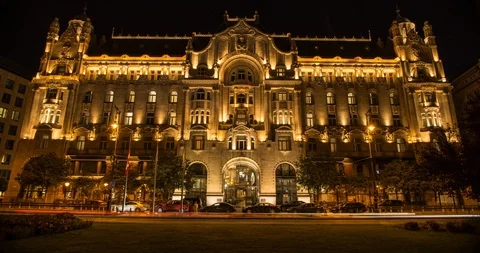 Timelapse of Gresham Palace, Four Seasons Hotel at night Stock Footage 105508752