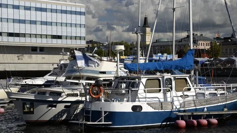 Timelapse of a harbor in Oulu, Finland Video stock 102718415