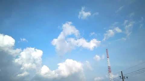 Timelapse HD Clouds crossing the tower Video stock 212307645