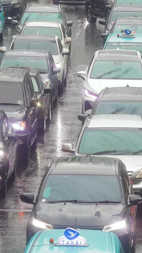 Timelapse of Heavy traffic congestion 2 Stock Footage 328578480