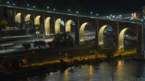 Timelapse High Bridge viaduct over Harlem River at Night Video stock 82884048