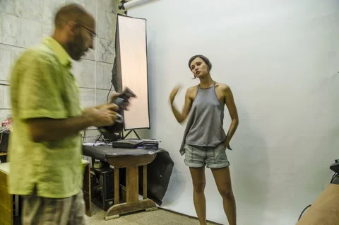 Timelapse of how a photographer Stock-Footage 129549624