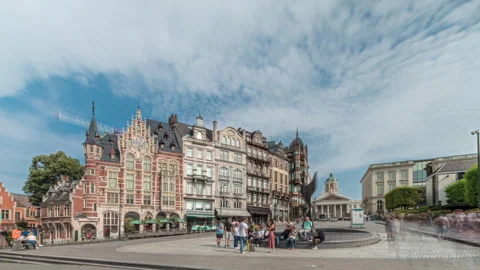 Timelapse hyperlapse of Musical Instrument Museum on Coudenberg Street. Stock Footage 294722320