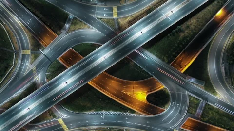 Timelapse Hyperlapse of night city traffic at the roundabout. Video stock 114988075