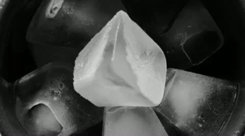 Timelapse ice cubes Video stock 11605626