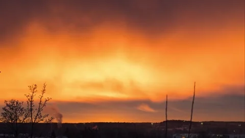 Timelapse with illuminated clouds over Sarpsborg Vídeos de archivo 262102245
