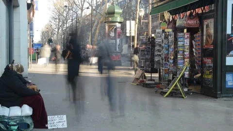 Timelapse image of Paris central cityscape, France. Video stock 151865889