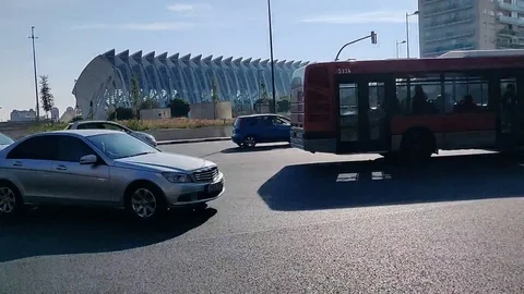 Timelapse of an imprudence when driving in the middle of the highway. Stockbeeldmateriaal 98375746