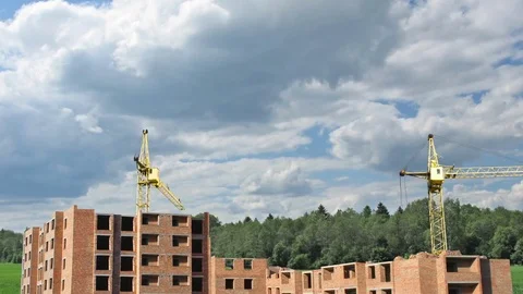 Timelapse of inhabitable house made from bricks Stock Footage 83885296
