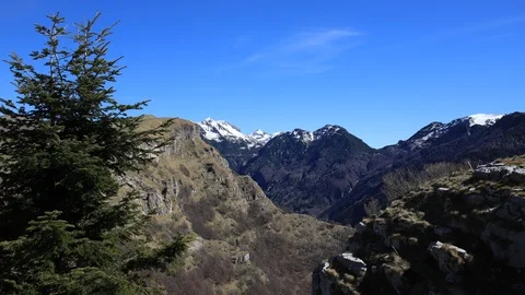 Timelapse: Landscape of the peaks of the Veronese mountain Vídeo Stock 107176830