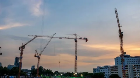 Timelapse Large construction sites are crowded with cranes Stock-Footage 150380001