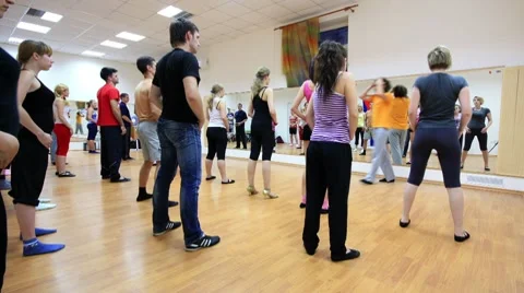 Timelapse. lesson in the studio Latin American dancing. Vídeo Stock 7731038