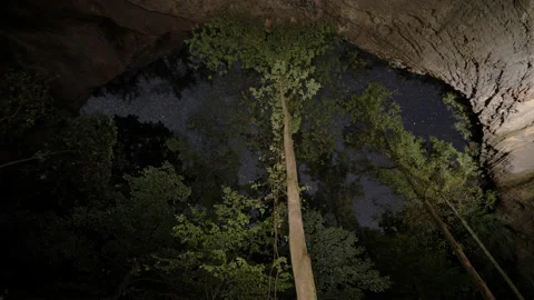Timelapse Looking Up at the Night Sky from under Natural Arch in Kentucky Stock Footage 163473132