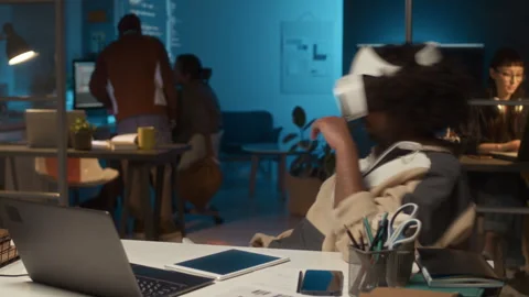 Timelapse of Male IT Technician Testing VR Application at Workplace Video stock 279622366