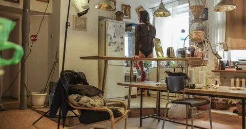 Timelapse of a man’s hard work for creativity Stock-Footage 129578059