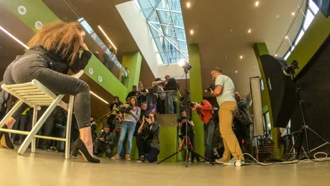 Timelapse for a master class and photography workshop Stock-Footage 129573106