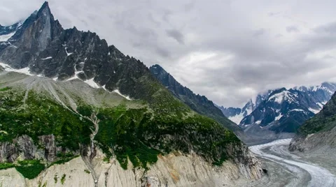 Timelapse of Mer de Glace glacier and Grandes Jorasses in the Mont Blanc massif  库存影片 65476128