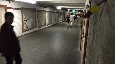 Timelapse metro in Paris Stock Footage 51395924