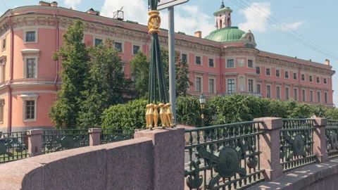 Timelapse of the Mikhailovsky Castle and Bridge in Saint Petersburg. Stock Footage 170475378