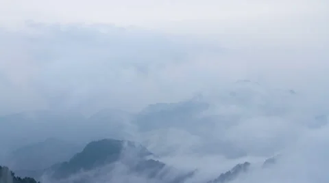 Timelapse of the mist and cloud in Mount Emei 4K Stock-Footage 40743583