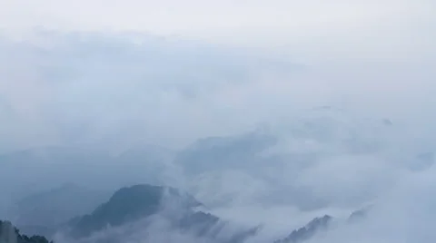 Timelapse of the mist and cloud in Mount Emei 4K Stock-Footage 40757645