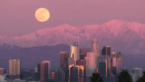 Timelapse of moon rising over downtown Los Angeles Stock Footage 145854942