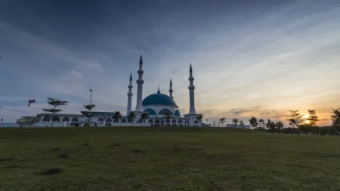 Timelapse Mosque Dato Onn Johor bahru from Day to night. 4K Stockbeeldmateriaal 88836281