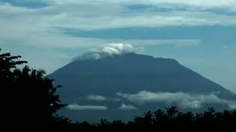 Timelapse Mount Agung Видео 11528336