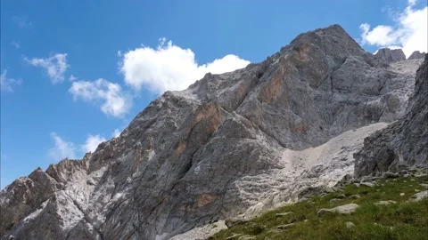 Timelapse of the mountain area of the gran sasso italy abruzzo Stock-Footage 136824080