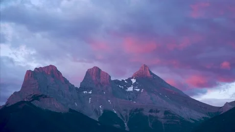 Timelapse of a Mountain Sunrise Stock Footage 147999026