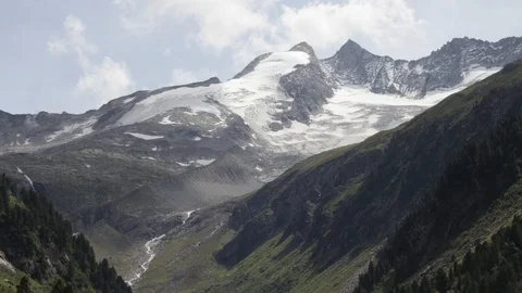 Timelapse mountains Alps 動画素材 94827151